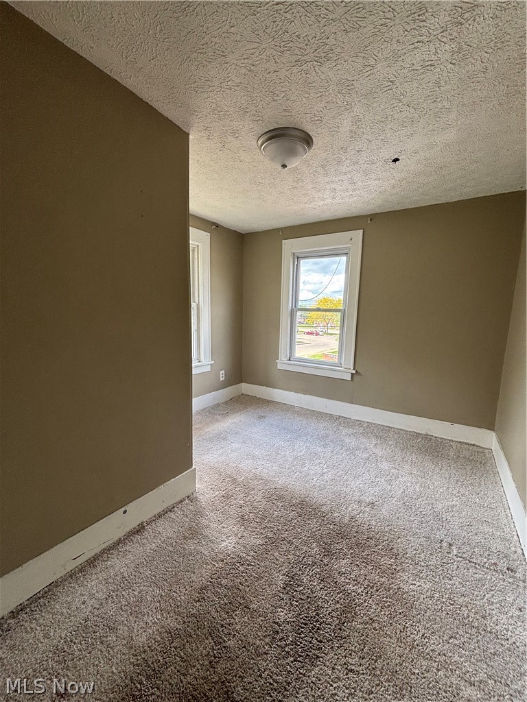 Akron 09 - Residential