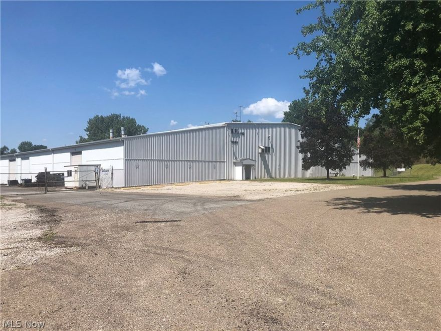 38,000 Sq Ft manufacturing building, located less than a minute from SR 83. 3 Phase Electric, natural gas heat, LED lighting, 3 private offices (electric heat), Breakroom/Restrooms, clear span buildings. 1 Paint booth approved for water based & high solids. South end of main building - heated, 4 overhead doors, sliding door for access length of building. North end of main building not heated, cold storage.The pole building in the back consists of 3 ton crane, water based approved spray booth (480V) 8,000lb lift, and also has airlines. Property has great accessibility, and plenty of turn-around space.