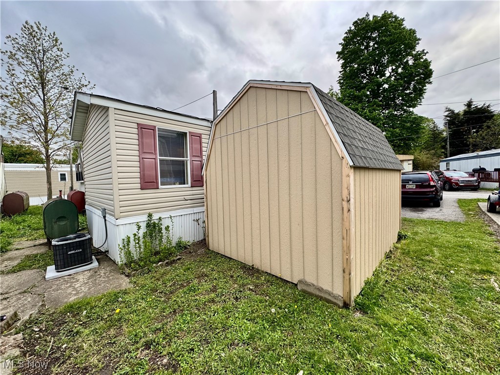 9151 Mentor Avenue #B17, Mentor, Ohio image 24