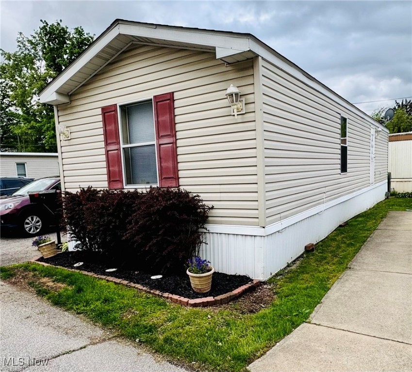9151 Mentor Avenue #B17, Mentor, Ohio image 1