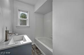 Akron, Ohio 44320, United States, 3 Bedrooms Bedrooms, ,1 BathroomBathrooms,Residential,Active,184514