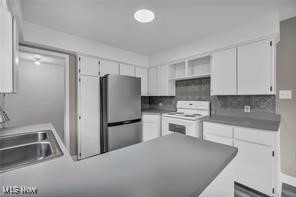 Akron, Ohio 44320, United States, 3 Bedrooms Bedrooms, ,1 BathroomBathrooms,Residential,Active,184514