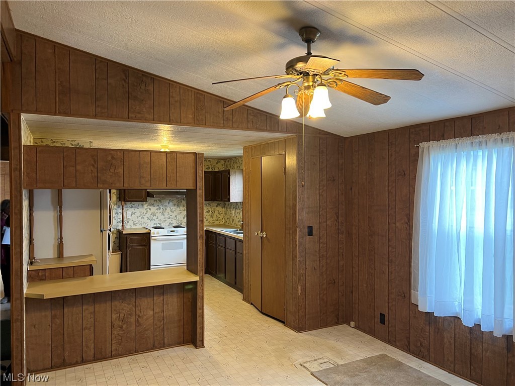 C C Lyman Adn - Residential