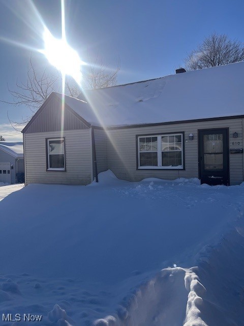 Main image without alt text