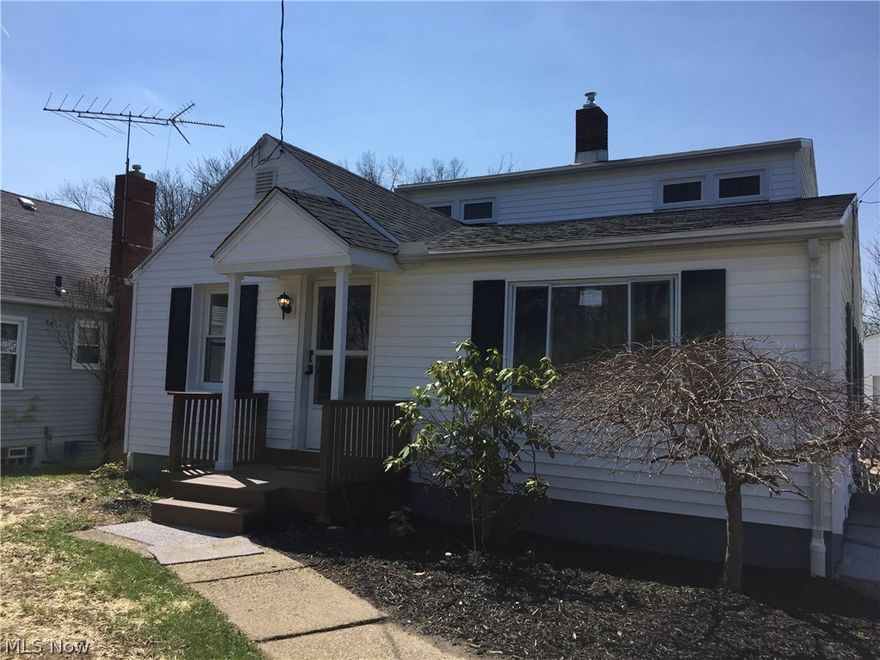 3148 Mogadore Rd. is simply gorgeous! This property is spot on and just like new! Everything‘s been done here new carpet throughout, fresh paint throughout, vinyl windows, vinyl siding, central air, two full baths, 3 to 4 bedrooms with two of them on the first floor, as well as a first floor full bathroom, A fully applianced kitchen including microwave, stove, refrigerator, and dishwasher, new cabinets, backsplash and counters, garage, paved driveway, very large bedrooms on the first floor, dining area with a breakfast bar, super clean basement, glass block windows, new furnace, new hot water tank And a home buyers warranty call today this one will not last!