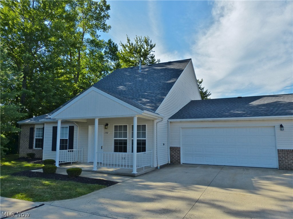 North Creek Villas - Residential