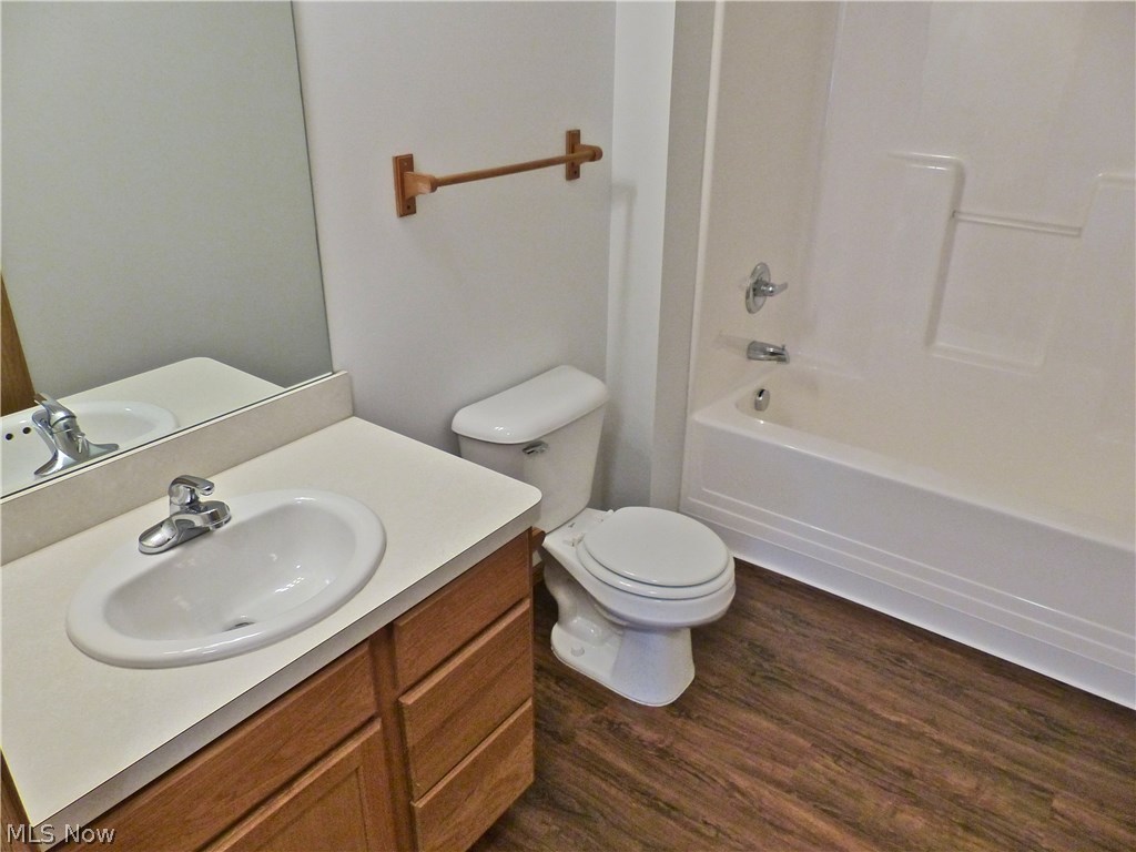 North Creek Villas - Residential