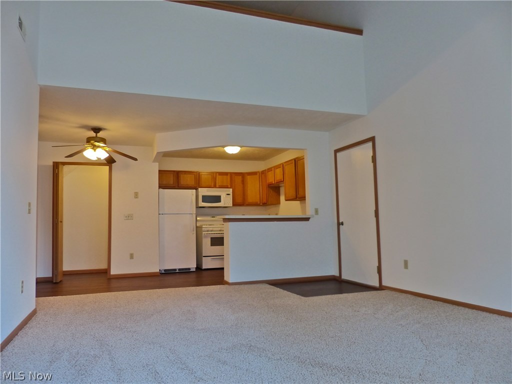 North Creek Villas - Residential