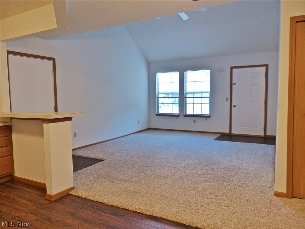 North Creek Villas - Residential