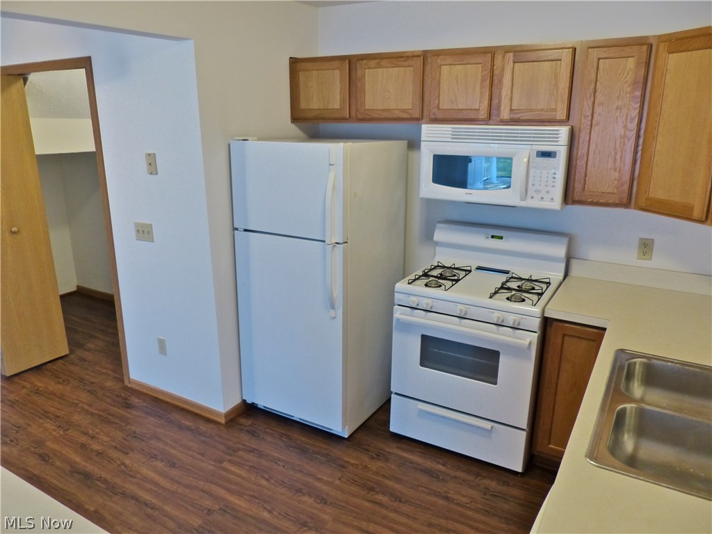 North Creek Villas - Residential