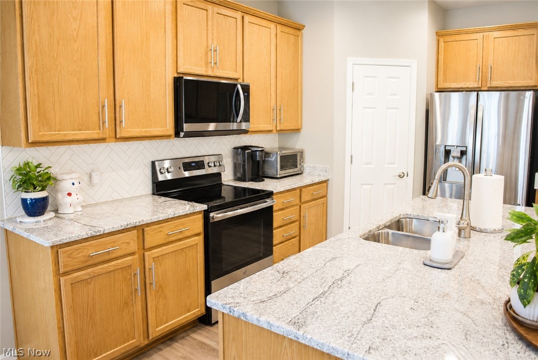 Lifestyles of Meadow Lakes Sub - Residential