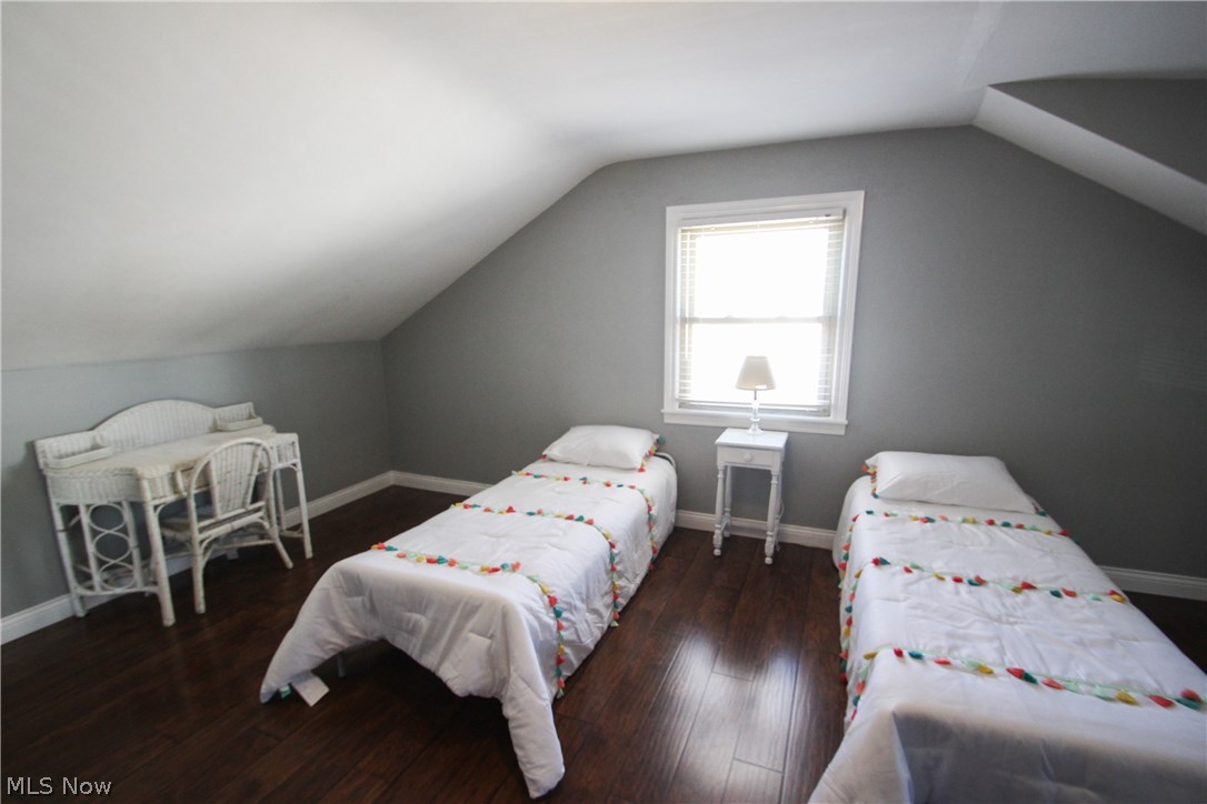 Lakeshore Blvd Estates 01 - Residential