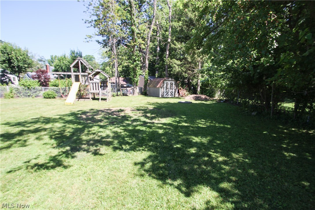 Lakeshore Blvd Estates 01 - Residential