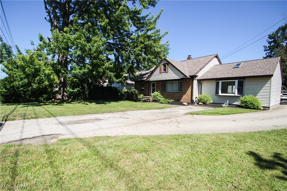 Lakeshore Blvd Estates 01 - Residential