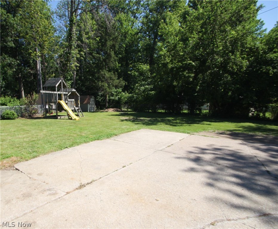 Lakeshore Blvd Estates 01 - Residential