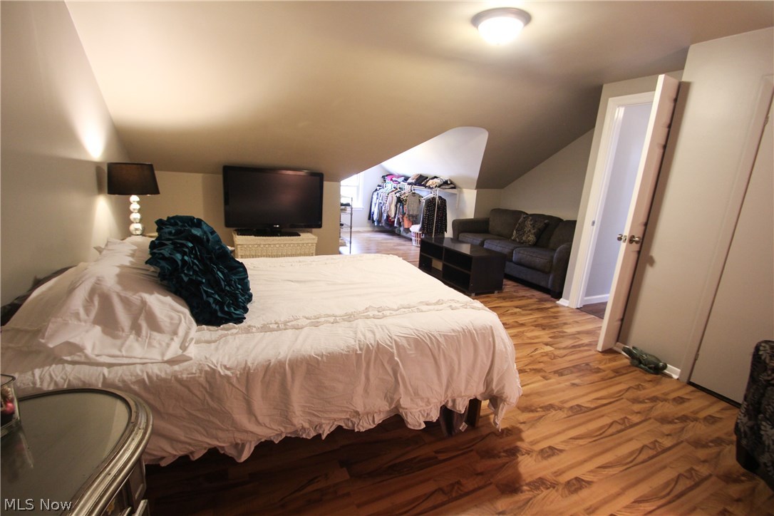 Lakeshore Blvd Estates 01 - Residential