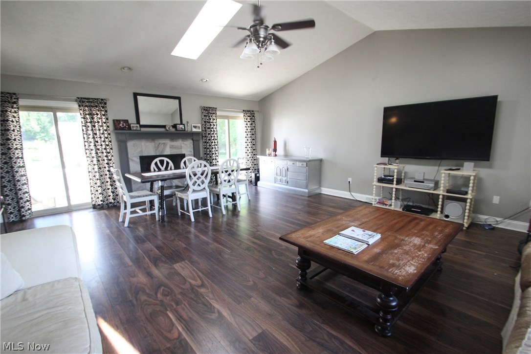 Lakeshore Blvd Estates 01 - Residential