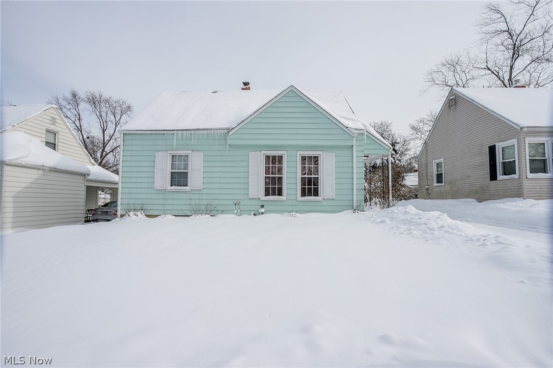 Well cared for home! Updated approx. 1300 s.f. Cape featuring 3 bedrooms, Full bath and partial finished basement. Great location offering detached garage with opener. Semi fenced in back yard, updated electric panel 2015, newer central AC, six panel interior doors, freshly painted move in ready.
Lower level offers entertaining family room with wet bar, plenty of storage, well cared for home. Balance of home warranty pass on to buyer. Approx. 9 months.