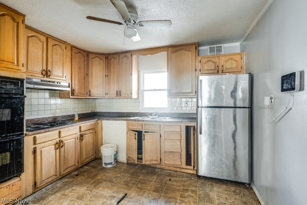 Joseph Laronges Ladnar Homest - Residential