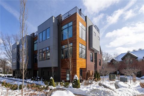 Homes For Sale - 26 Meade Lane<br/> Cleveland Heights, OH 44106