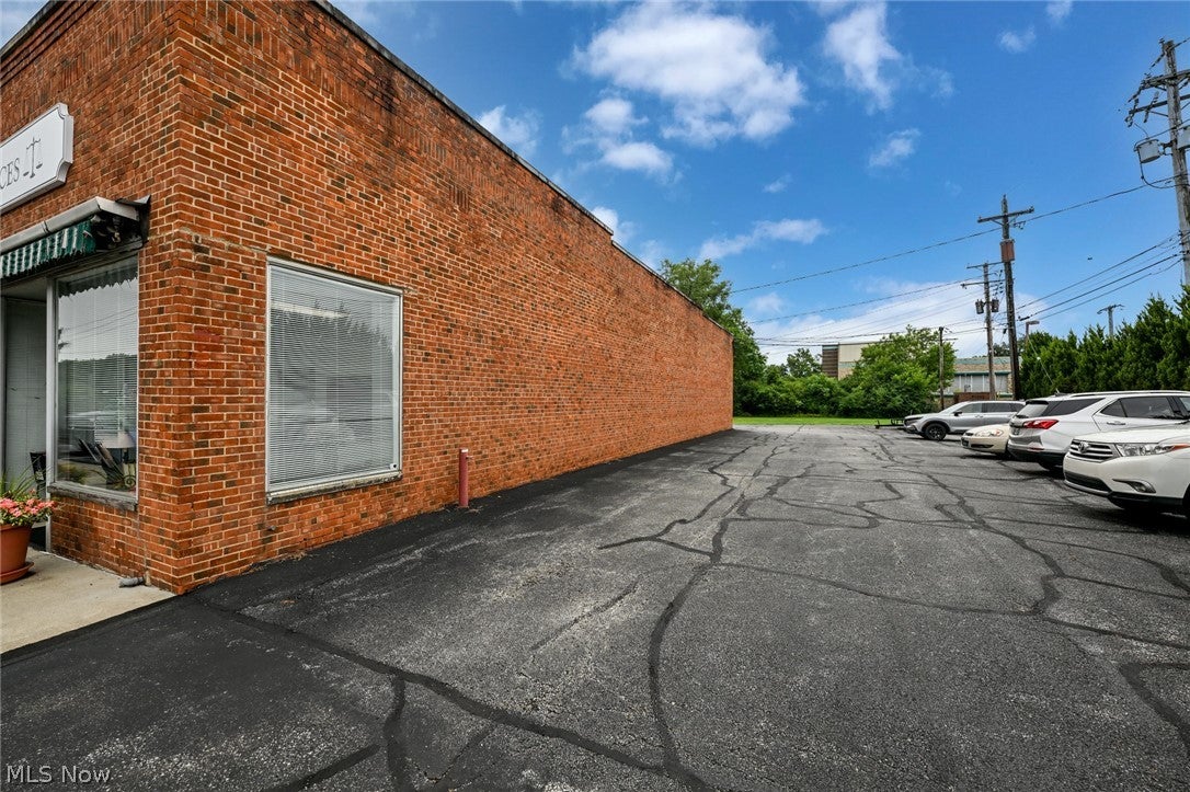 6479 Brecksville Road