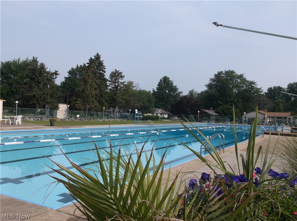 Longbrooke 03 - Residential