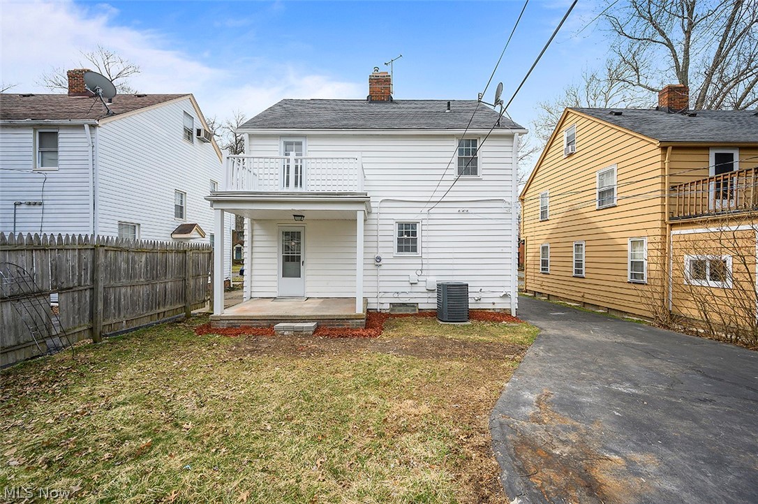Cleveland Heights Blvd - Residential