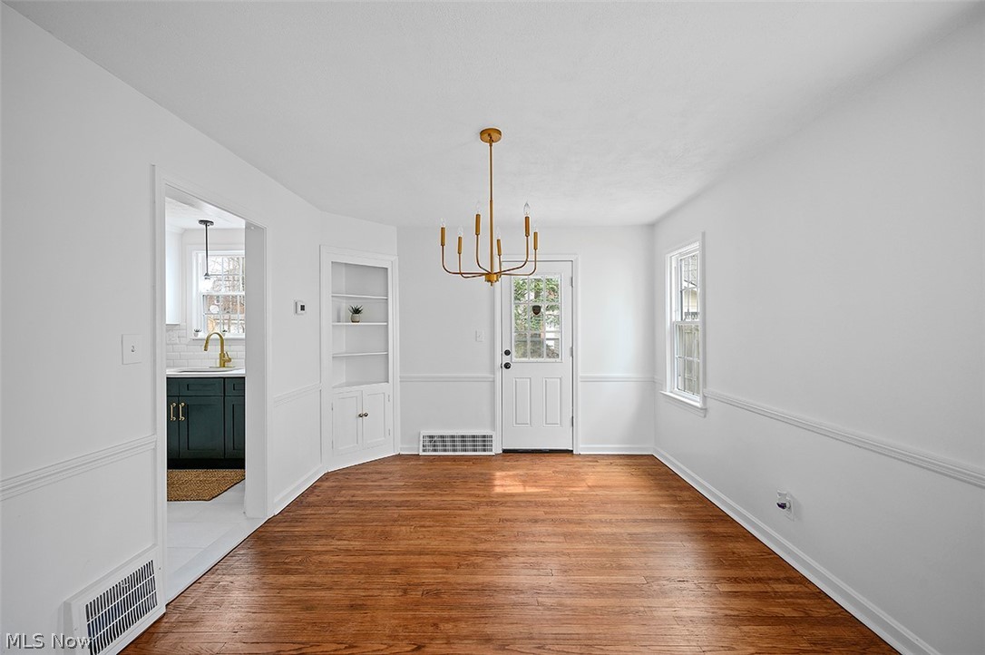 Cleveland Heights Blvd - Residential