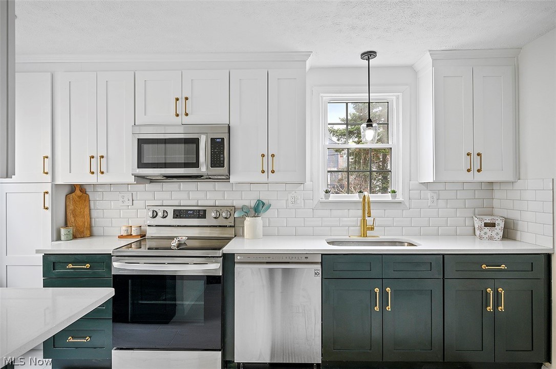 Cleveland Heights Blvd - Residential