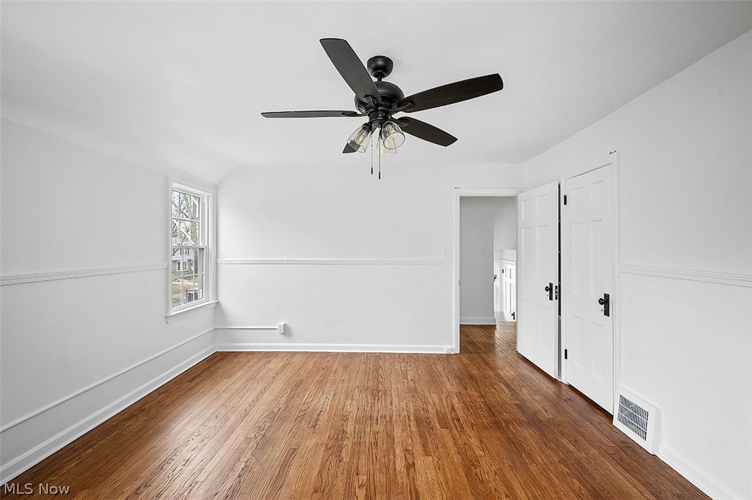 Cleveland Heights Blvd - Residential