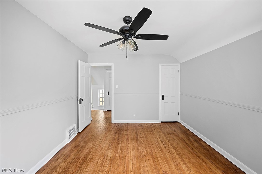 Cleveland Heights Blvd - Residential
