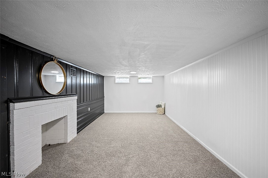 Cleveland Heights Blvd - Residential