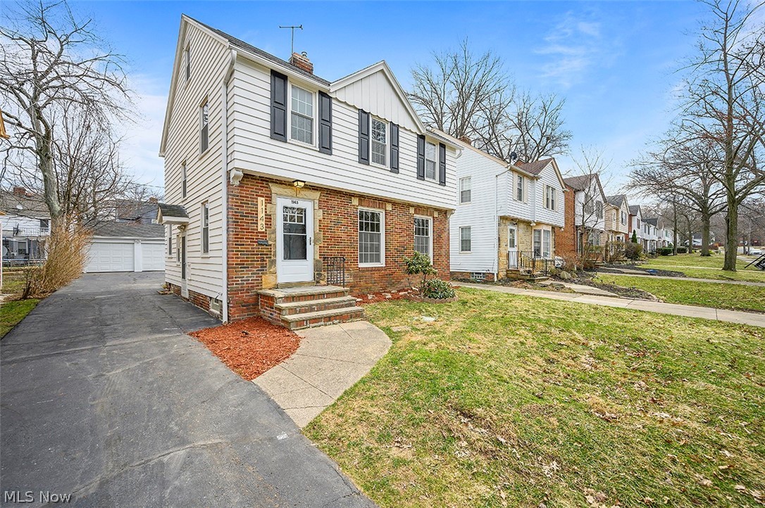 Cleveland Heights Blvd - Residential