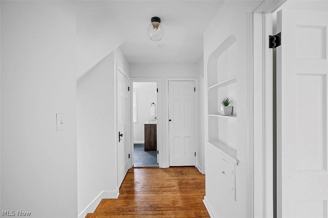 Cleveland Heights Blvd - Residential