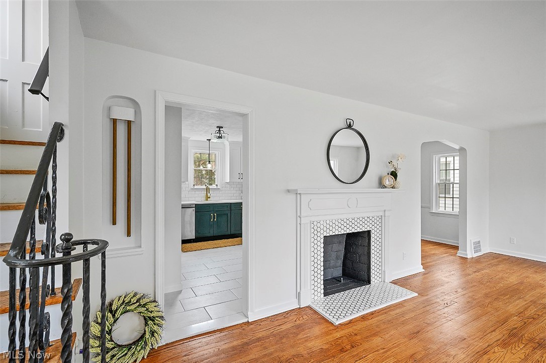 Cleveland Heights Blvd - Residential