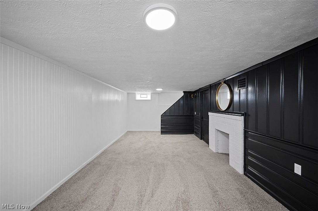 Cleveland Heights Blvd - Residential