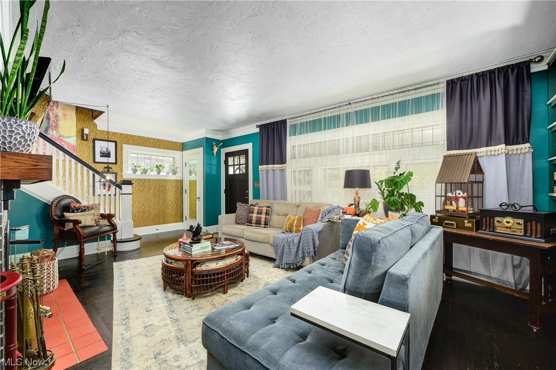 Hazel Ave - Residential