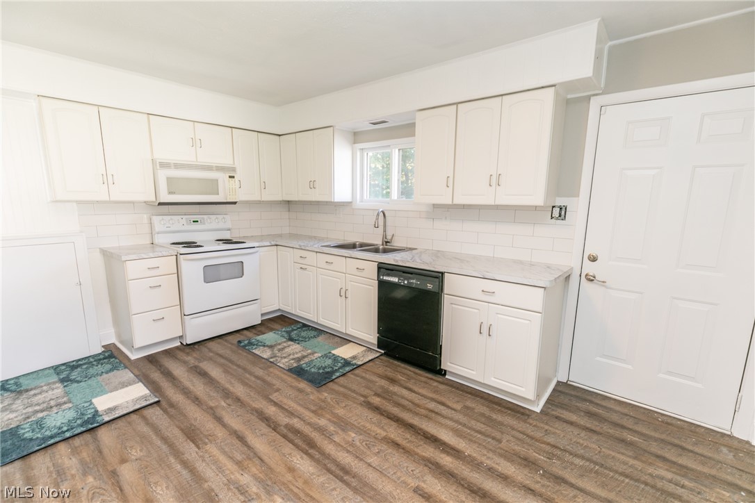 Pville On The Lake - Residential