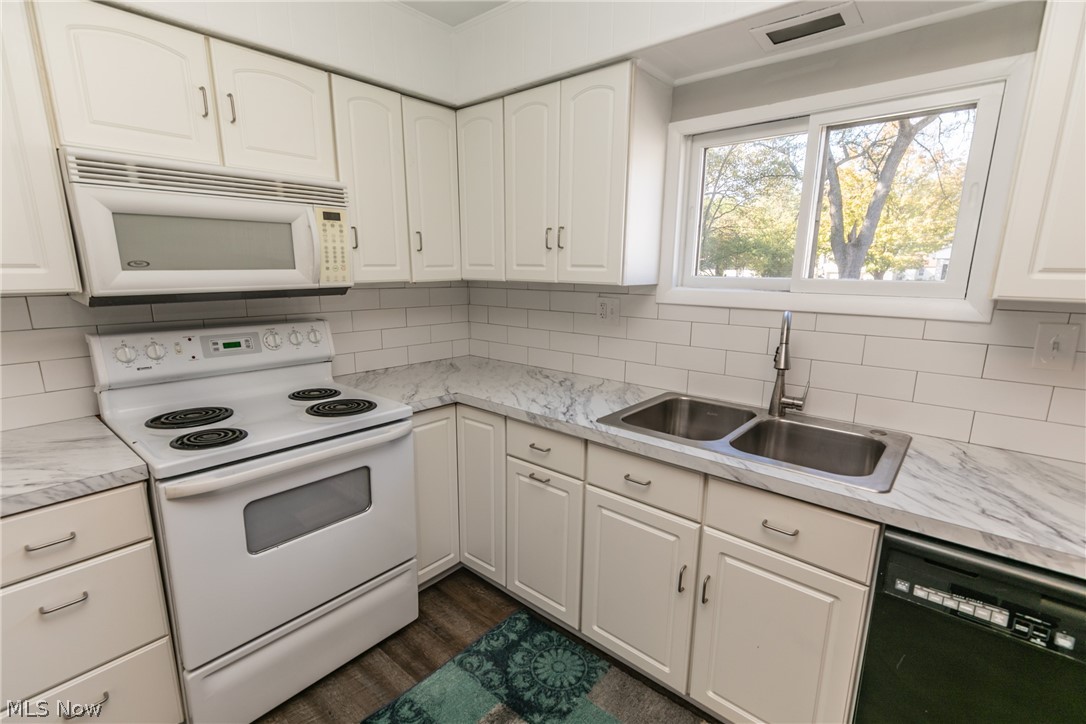 Pville On The Lake - Residential