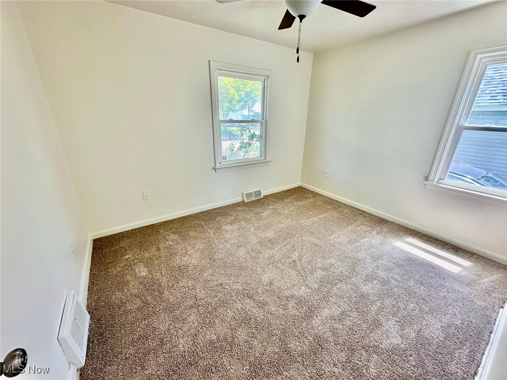 1696 Douglas Road, Wickliffe, Ohio image 10