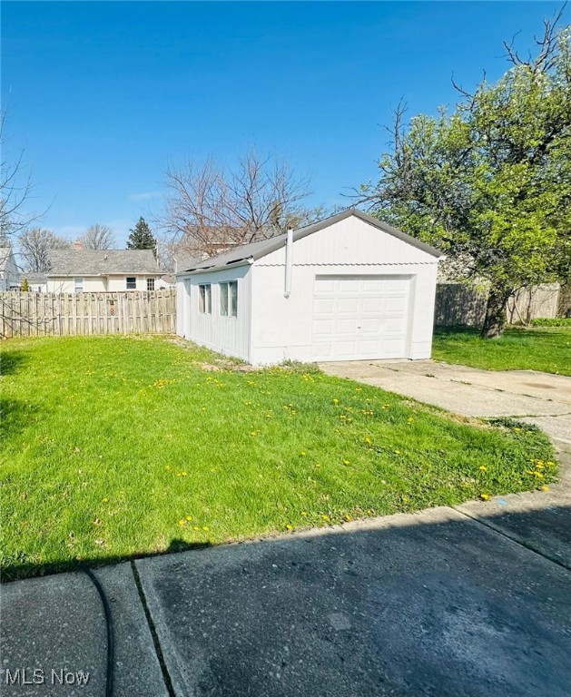 1696 Douglas Road, Wickliffe, Ohio image 3