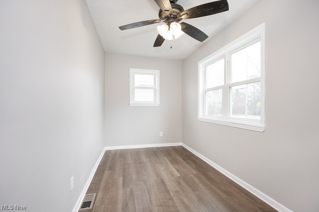 Akron Assoc Co 01 - Residential