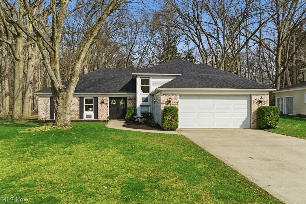 Photo of 25726 Hidden Acres Drive, Westlake, OH 44145 (MLS # 5196623)