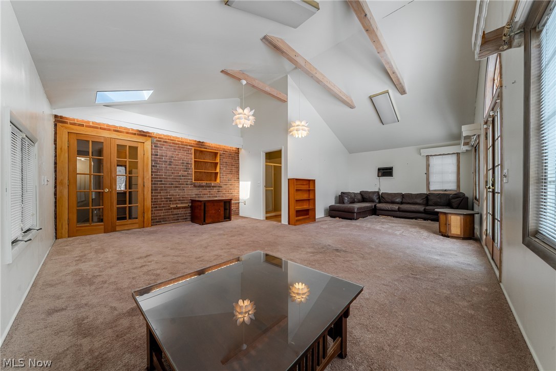 Transit Park 02 - Residential