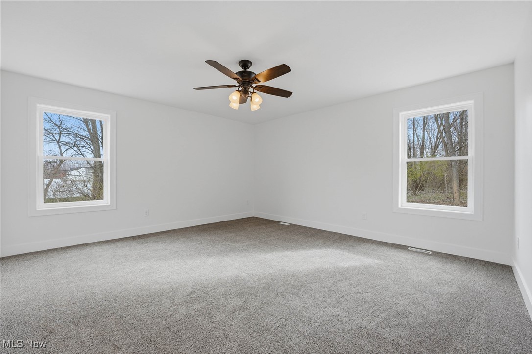 VIENNA WOODS - Residential