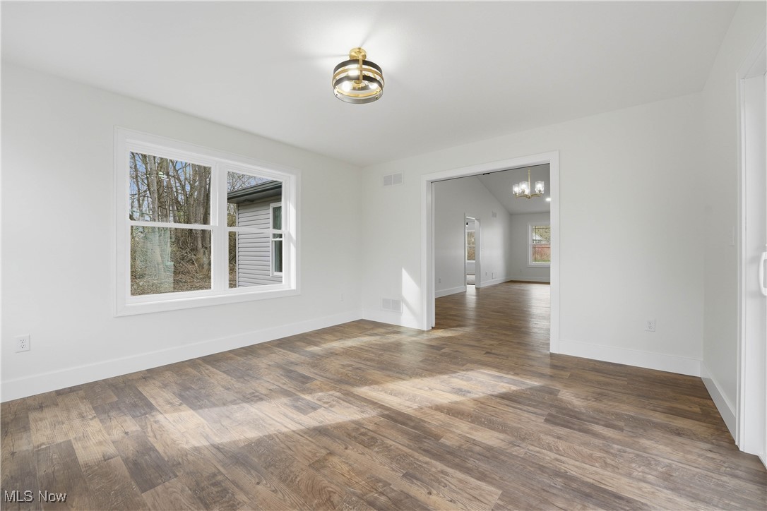 VIENNA WOODS - Residential