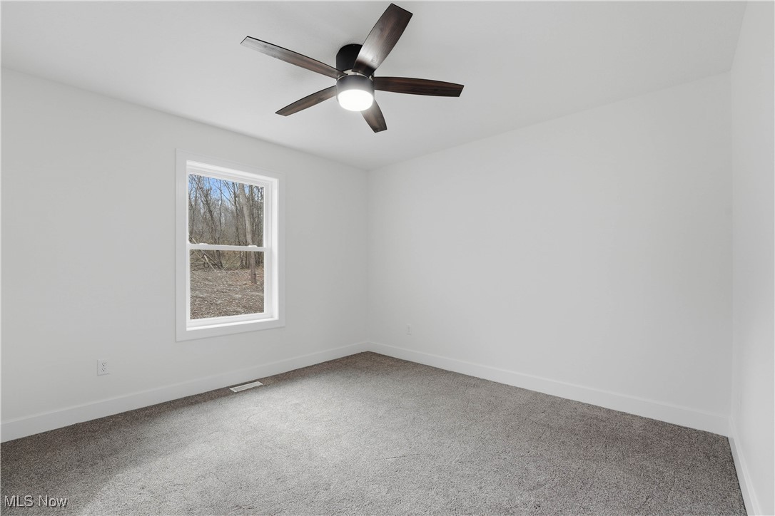 VIENNA WOODS - Residential