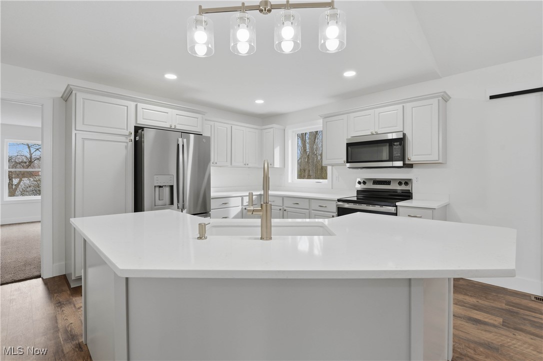 VIENNA WOODS - Residential