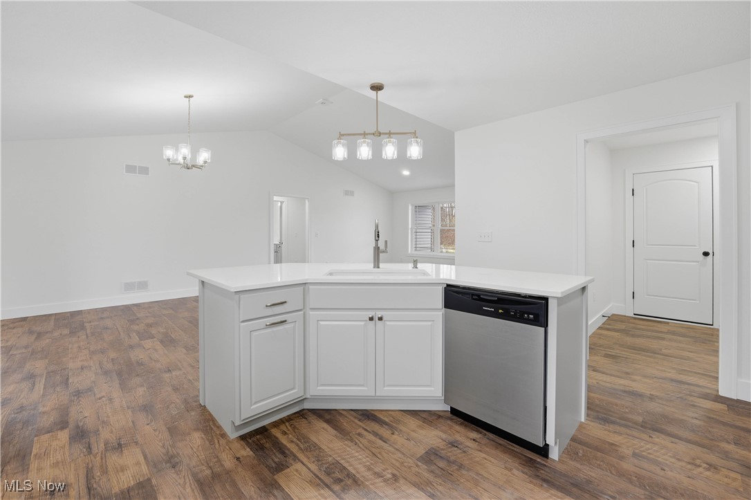 VIENNA WOODS - Residential