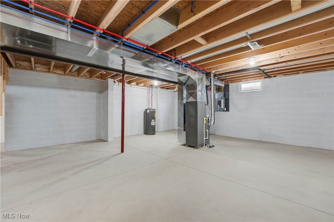 VIENNA WOODS - Residential